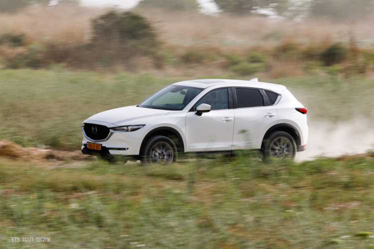 טויוטה ראב 4 מול מאזדה CX-5 מול סיטרואן C5 איירקרוס מול קיה ספורטאז' (מבחן השוואתי)